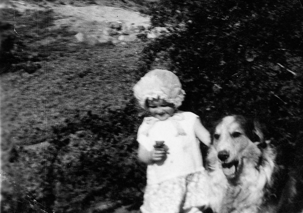 1929-00-00c-3-Angie-with-collie.jpg
