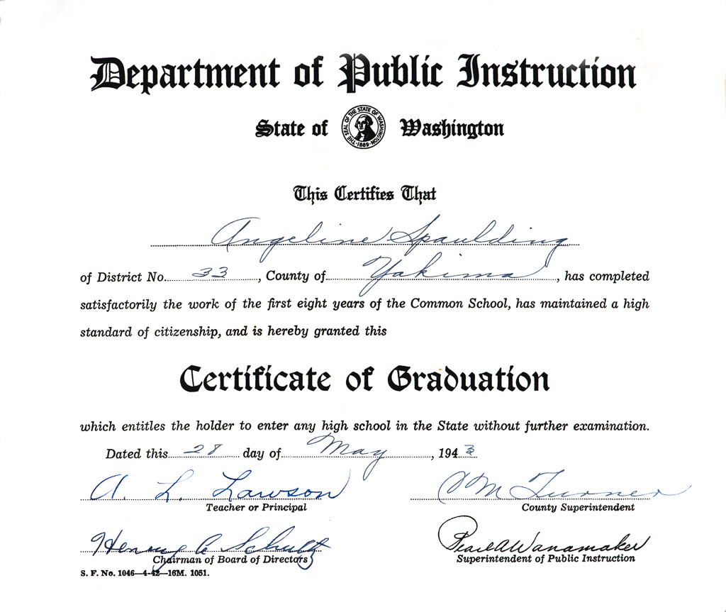 1943-05-25-Eight-Grade-Graduation-Certificate-20190829-DSC_1514.jpg