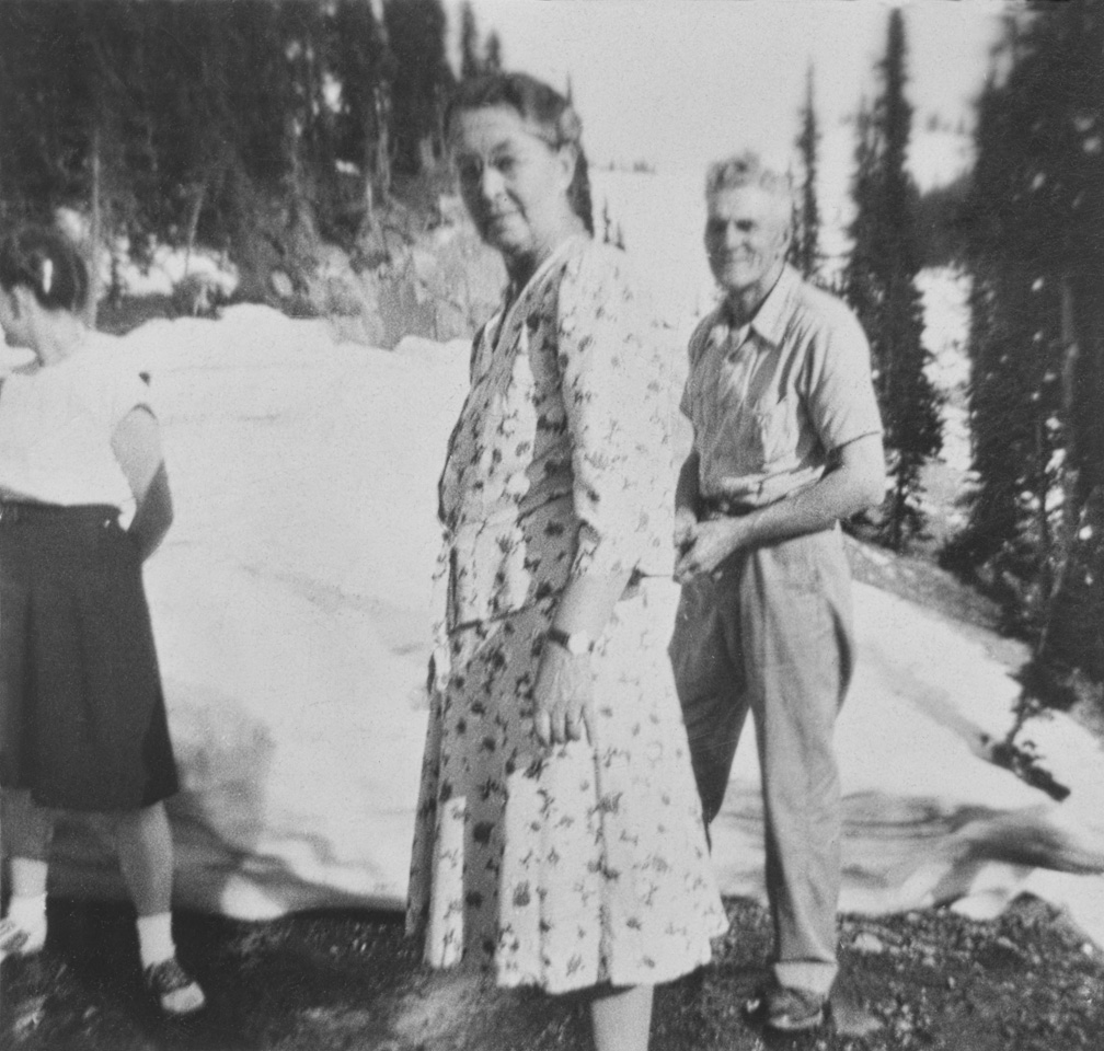 1947-07-13-1-AMS-Lake-Tipsoo,-Chinook-Pass_r2026.jpg