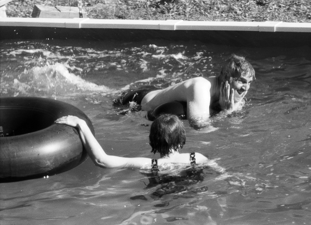 1973-08-22c-Dan-and-Angie-enjoy-a-rare-dip-together-in-the-new-pool.jpg