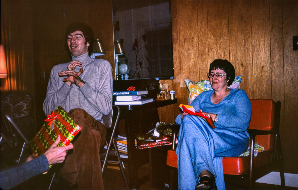 1977-01-01c-R06-1976_s07-Richard---Angie-open-Christmas-presents-on-New-Years-Day-r2026.jpg