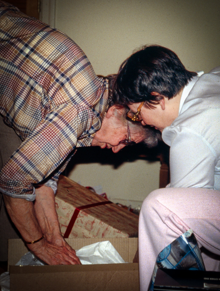 1978-12-24_s11-Angie---Jo-check-out-Christmas-present.jpg