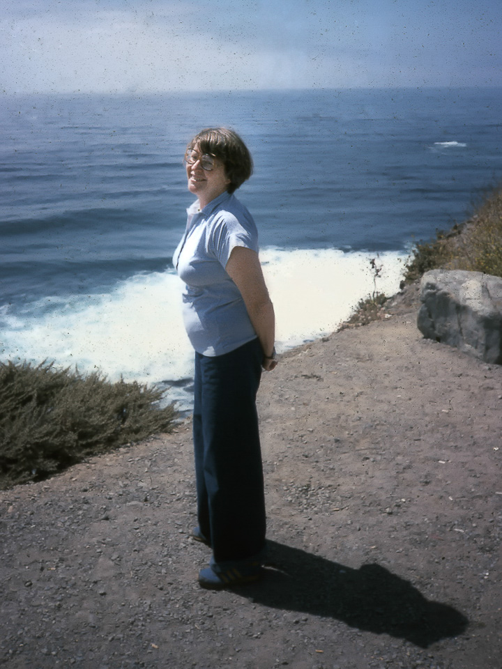1980-00-00c-Angie-at-the-coast.jpg