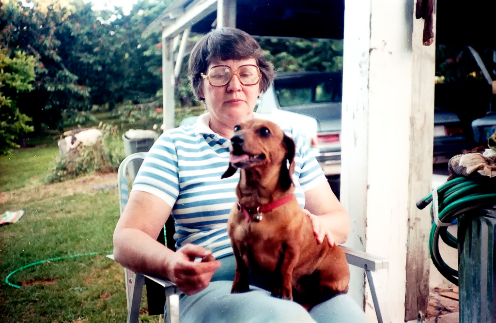 1984-07-04-Angie-and-dachshund.jpg