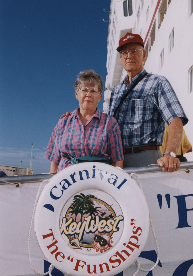 2000-11-00-ADZ-AMS-Carnival-Cruise_2_v1.jpg