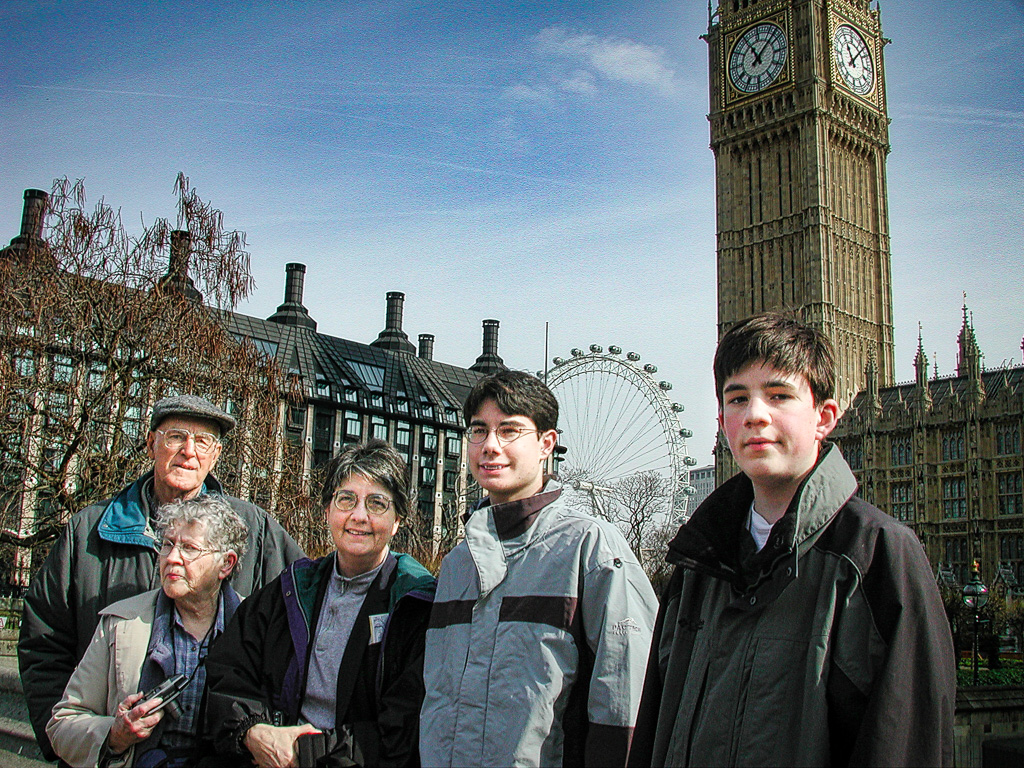 2002-03-24-DSCN_1525-London-Big-Ben-Dan,-Angie,-Conrad---Michael.jpg