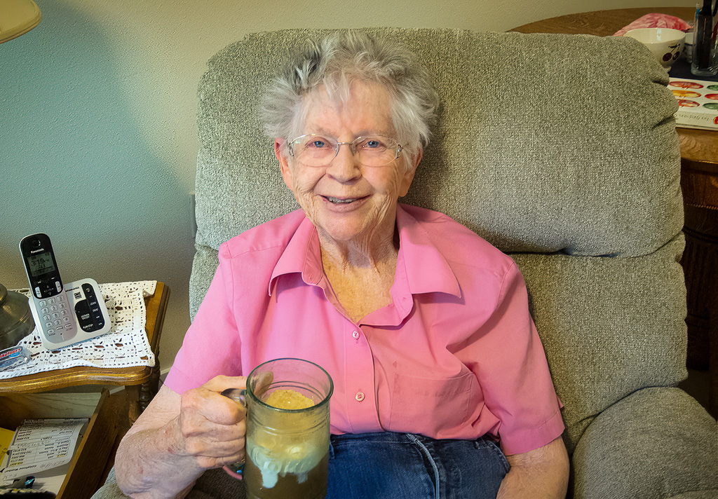 2018-07-08-Angie-with-root-beer-float.jpg
