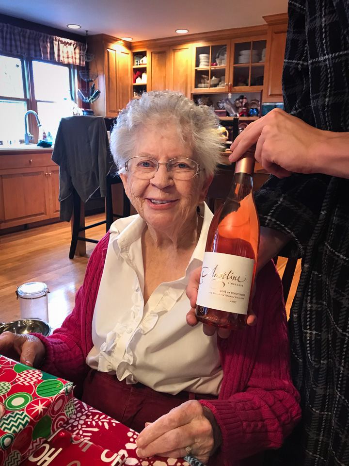 2018-12-25-IMG_039566-Redmond-Oui,-garçon.-mon-vin-préféré.jpg