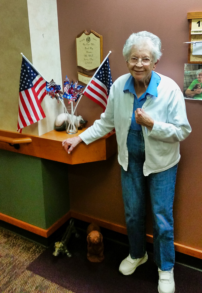 2019-07-02-Angie-readies-her-hallway-display-for-the-fourth_r2026.jpg