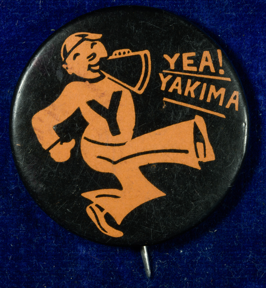 AMS053-Yakima-High-School-booster-button-1944-1947.jpg