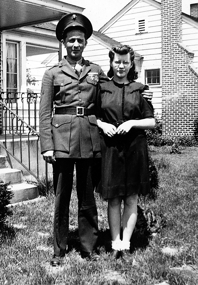 Robert-Lincoln---2-Angeline-M-Spaulding-with-Uncle-Robert-Bob-Lincoln.jpg