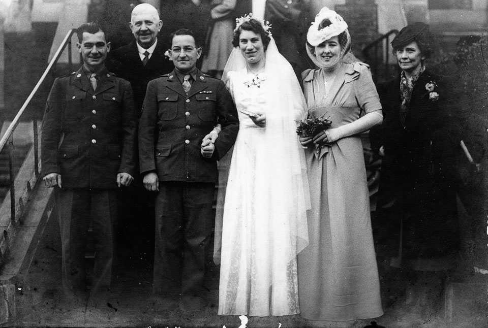 Latour-–-Spencer-Wedding-1943-12-11-orignal-monochrome-with-Lucy-Debenham.jpg